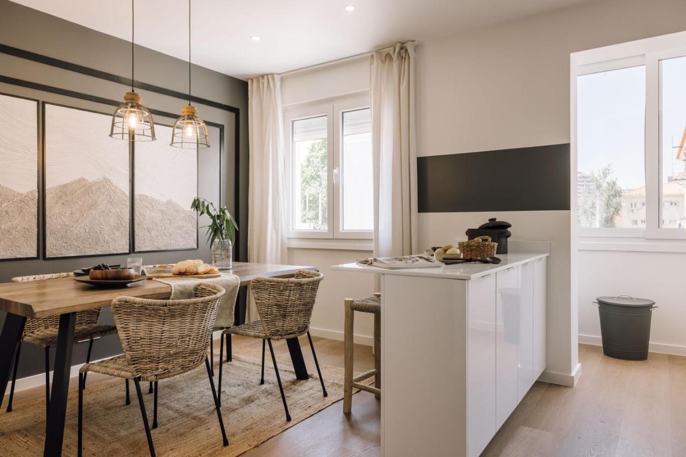 Liac - 2 Bedrooms In Alvalade Apartment